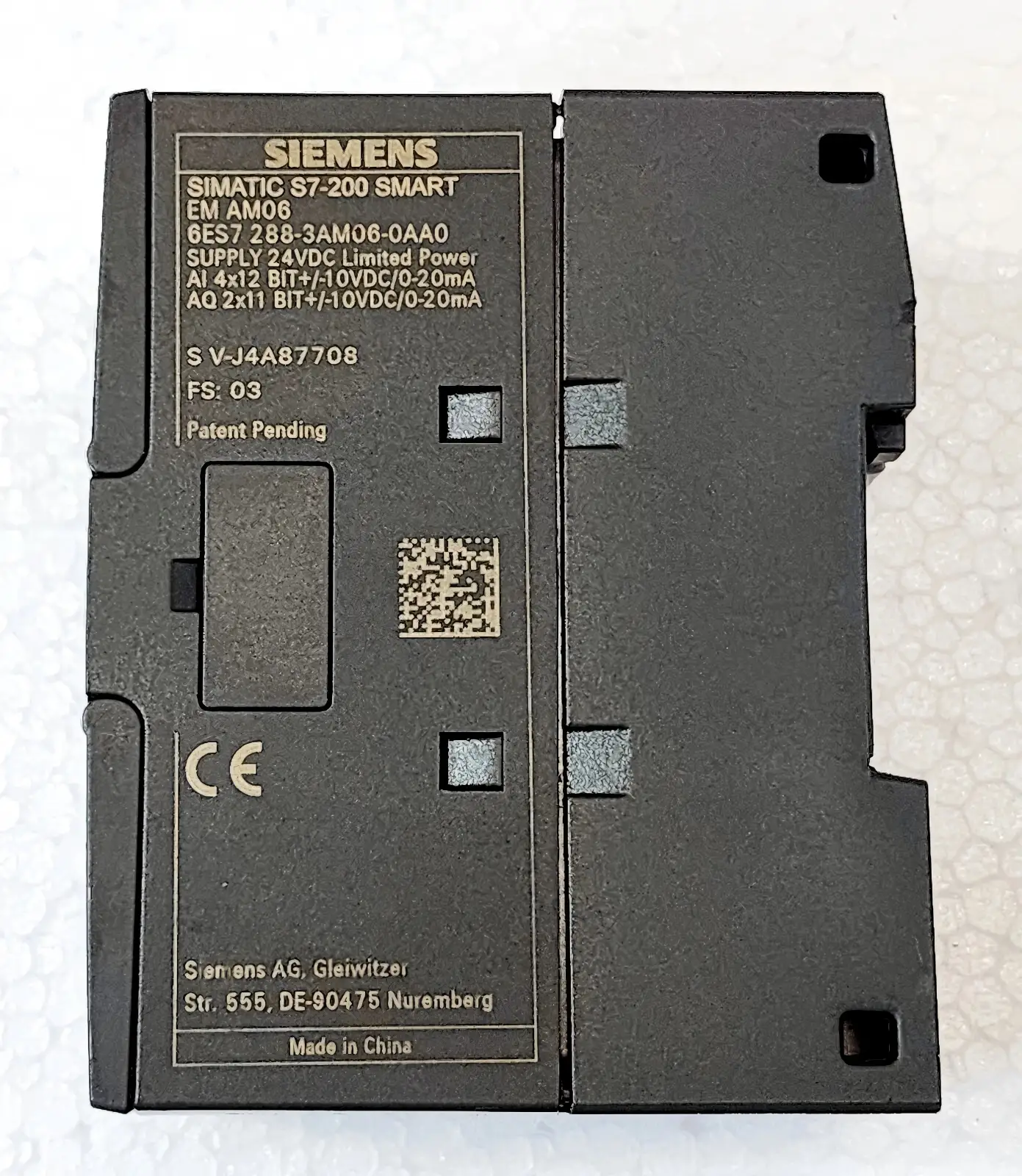 เหตุใด Siemens 6ES7288-3AM06-0AA0 จึงเป็นตัวเลือกที่ชาญฉลาดสำหรับการควบคุมอนาล็อกทางอุตสาหกรรมที่ยืดหยุ่น